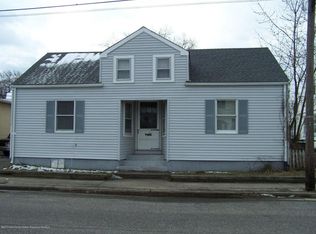 62 Navesink Ave, Middletown, NJ 07748