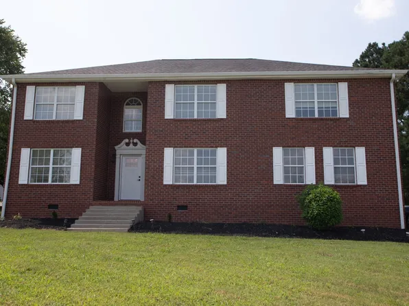 1805 Pointe Ct, Lebanon, TN 37087