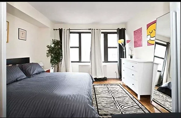 Rented by Olympia House Delaware LP | media 49