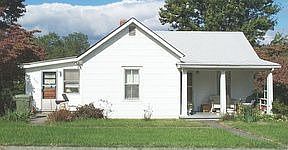 1st image of 2033 Mulberry St