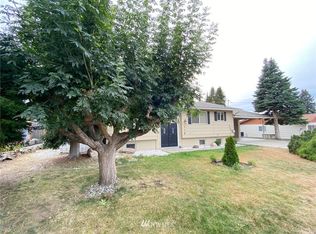 718 13th St NE, East Wenatchee, WA 98802