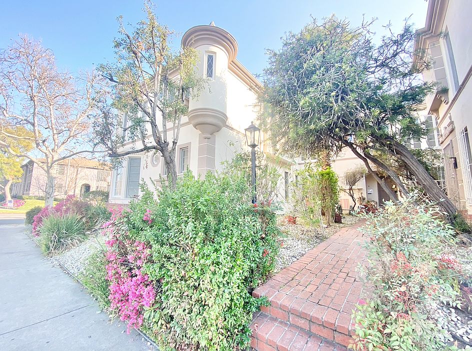 1st image of 7002 Beverly Blvd #A