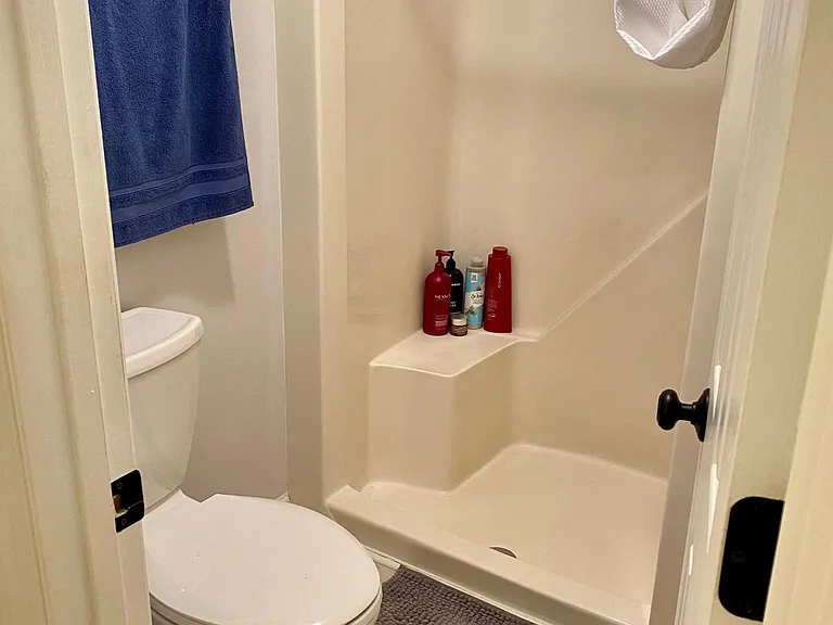 710 Powell Dr #B — Photo 7