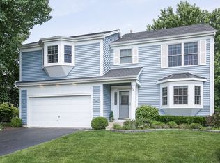 363 Paine St, South Elgin, IL 60177