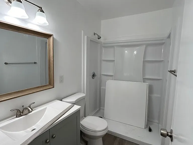 3685 Tamarack Ave. — Photo 6