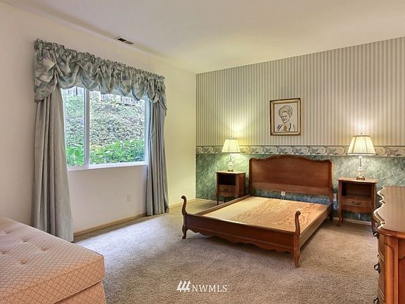 4th image of 6253 Harbor Sunset Lane NW