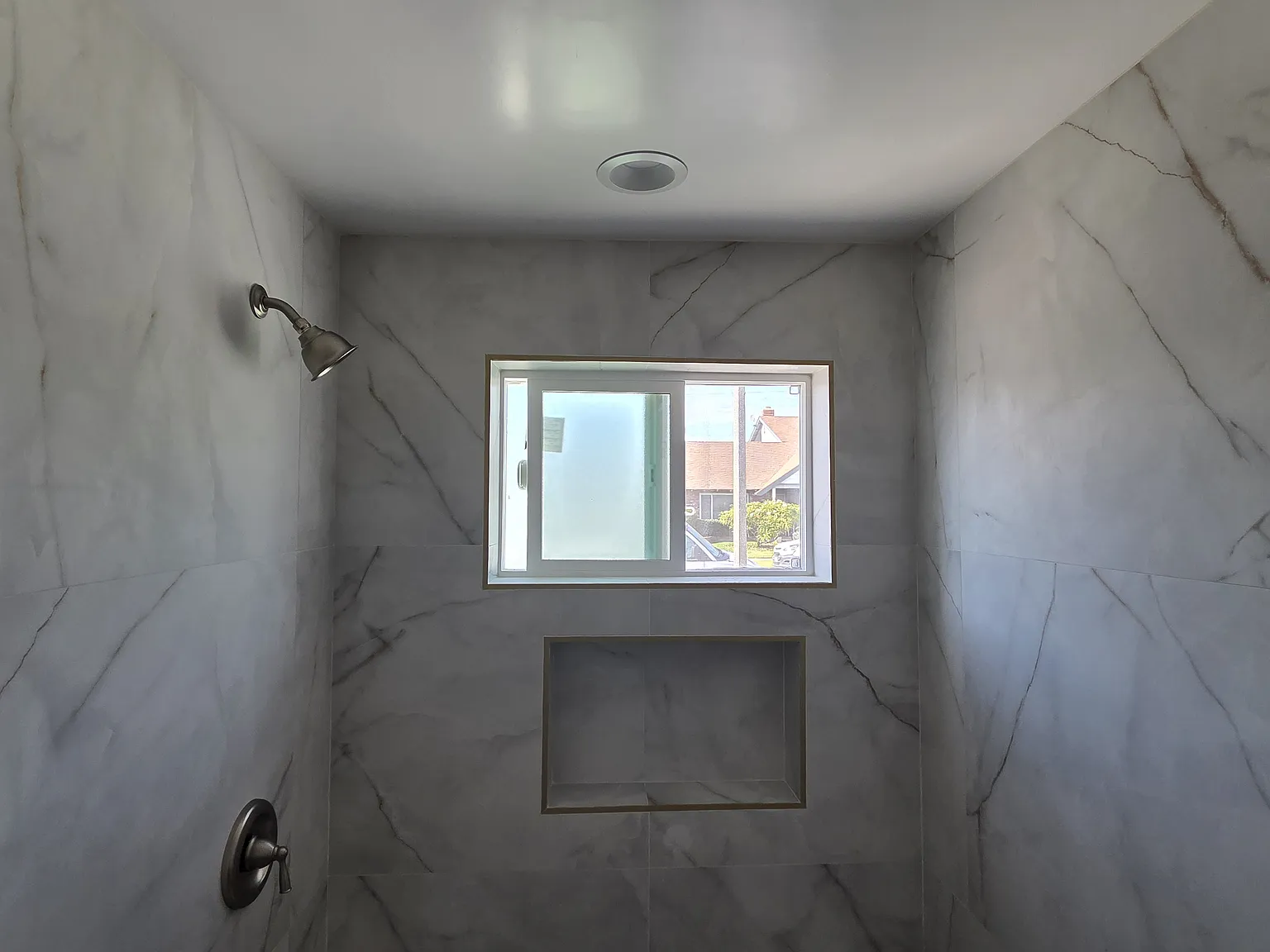 8942 Pinehurst Cir — Photo 2