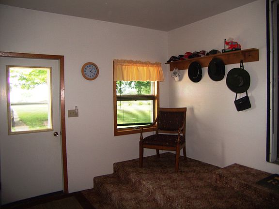 Entry room