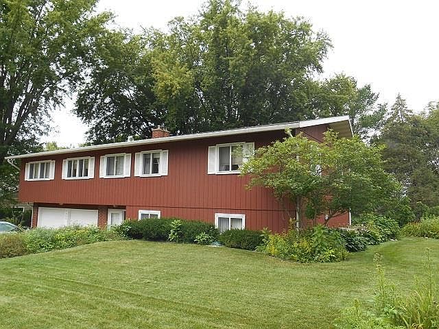 1st image of 1408 North SHAWANO DRIVE