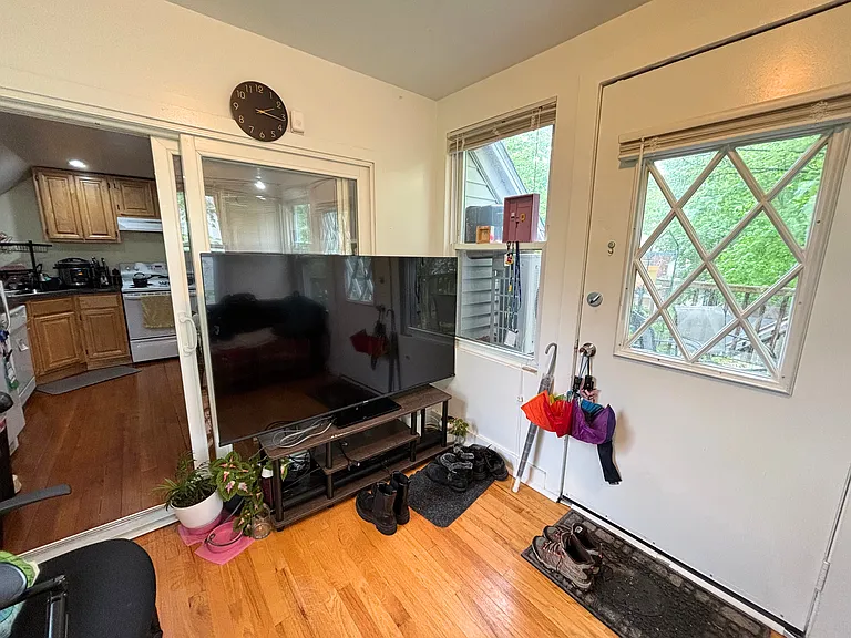 48 Bellevue St #3 — Photo 5