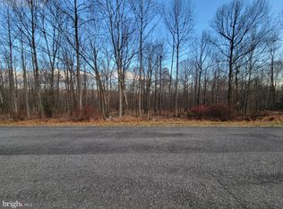 Parkside Ter, Berkeley Springs, WV 25411