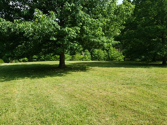 3rd image of Wildwood Rd-lawyer Dr