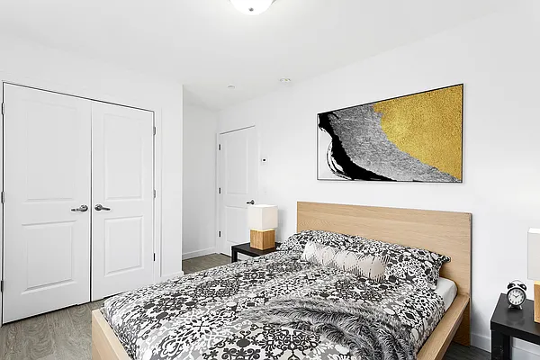 Sold by Compass | media 9