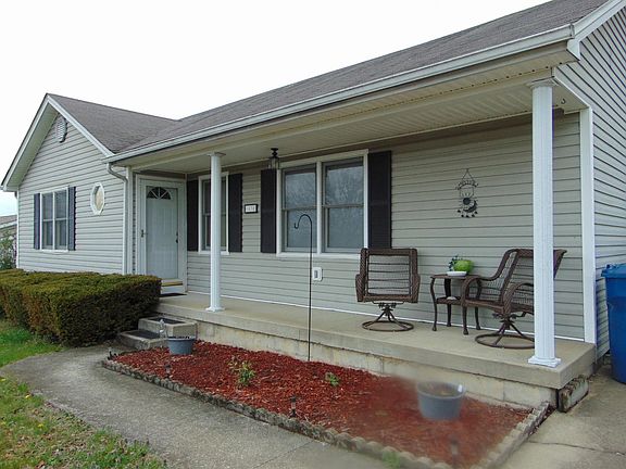 4th image of 1030 Ravenwood Dr