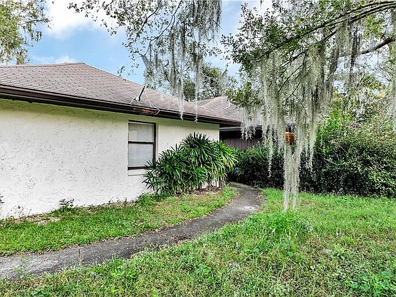 2nd image of 530 Hemingway Ct