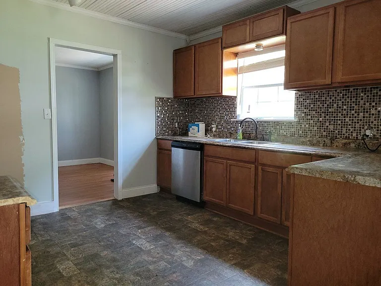 205 N Lelia Ave — Photo 8