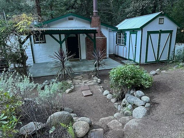 Property front/storage shed