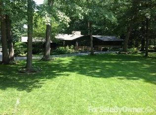 11579 Deerpath Rd, Sycamore, IL 60178