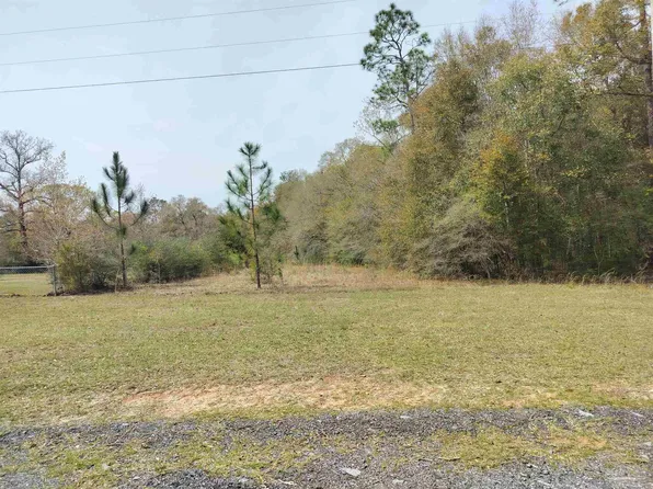 1853 Penton Rd, Milton, FL 32570