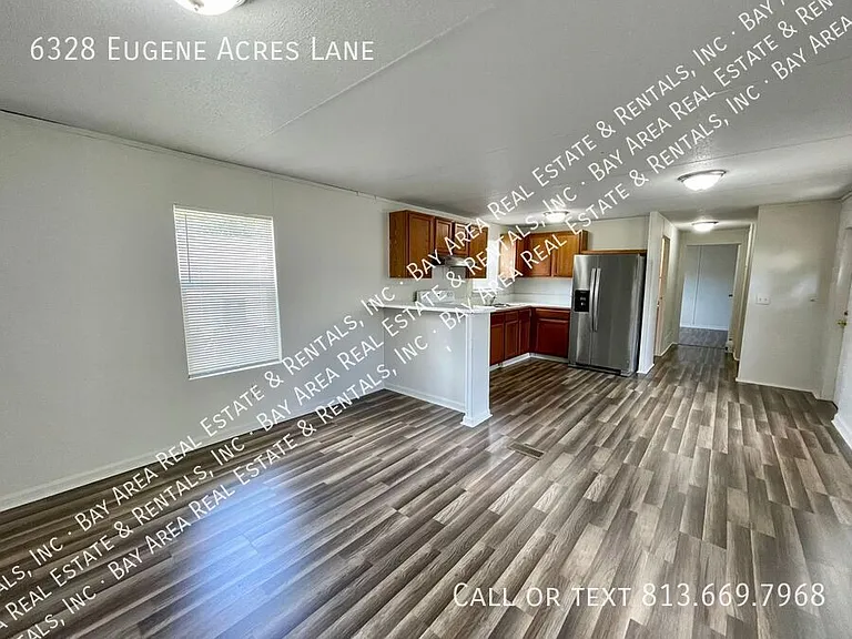 6328 Eugene Acres Ln — Photo 4