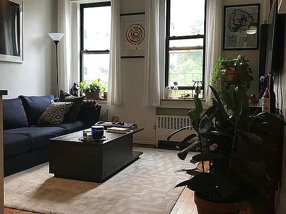 2nd image of 237 E 88th St APT 301