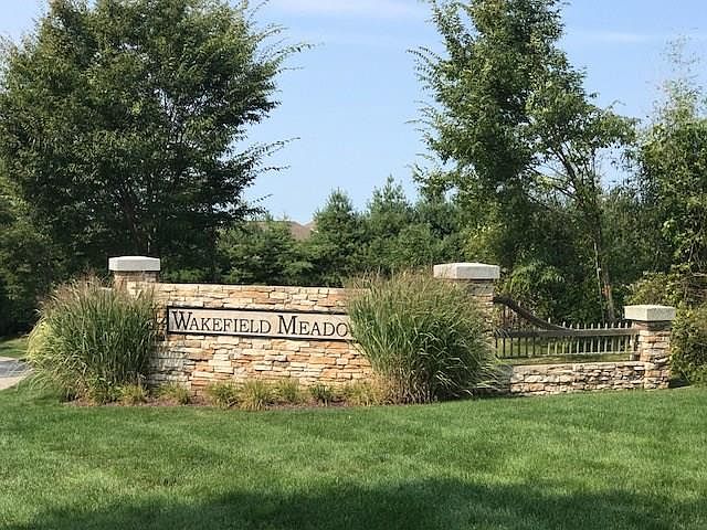1st image of 240 Hampton Way #103