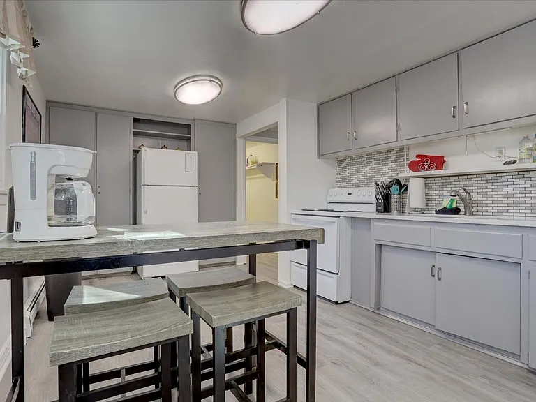 6940 W 55th Pl — Photo 6