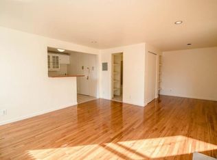 441 E 6th St APT 2R, New York, NY 10009
