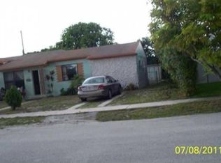 870 NE 178th Ter, Miami, FL 33162