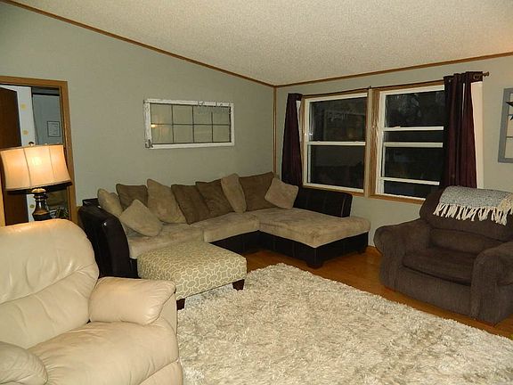 2nd image of 211 Brooklyn Ave