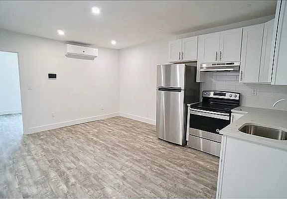 2nd image of 297 Macdougal St #5