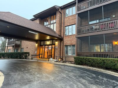 7737 W Golf Dr APT 101, Palos Heights, IL, 60463