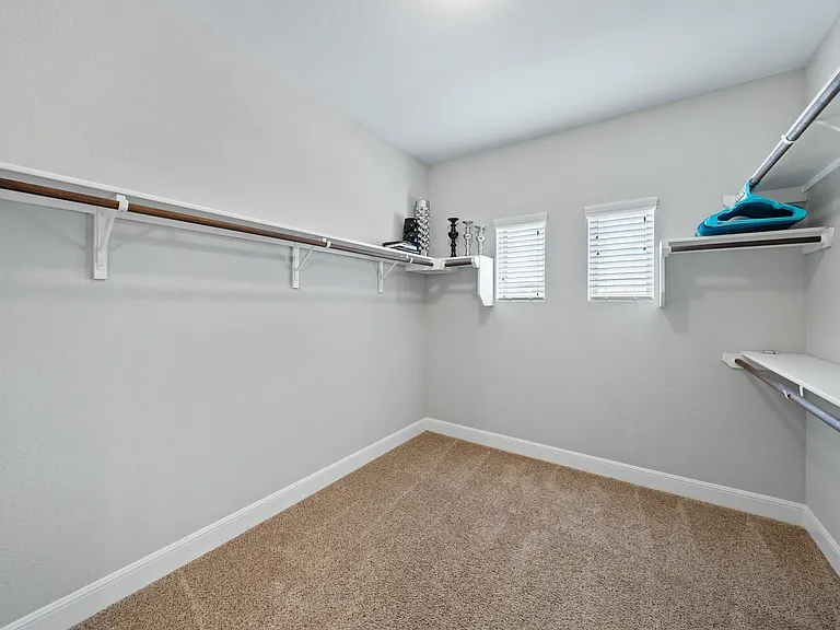 2214 S Lakeline Blvd — Photo 19