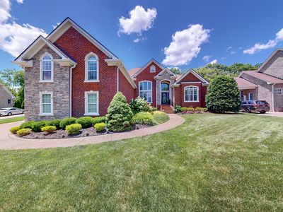 1011 Dorset Dr, Hendersonville, TN, 37075