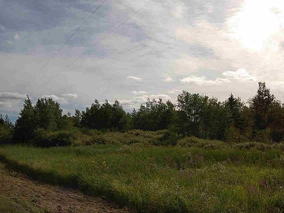 3rd image of 315x E County Rd C