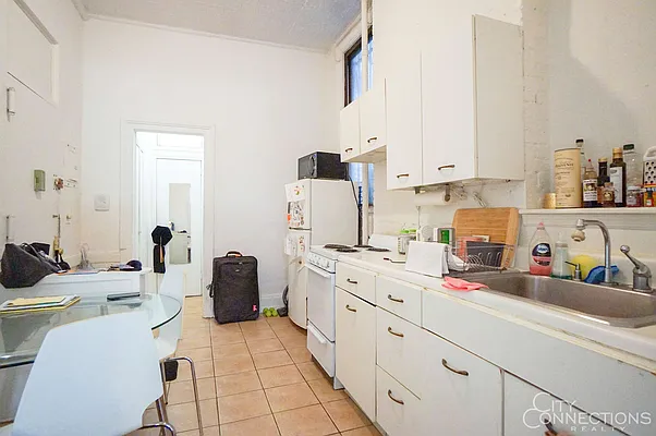 Rented by City Connections Realty | media 13