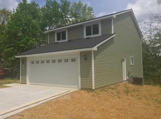 2932 Burgess Hill Dr, Waterford Township, MI 48329