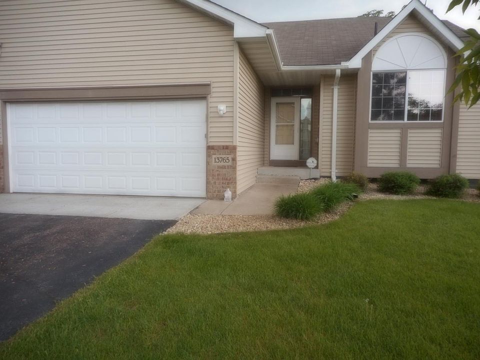 1st image of 13765 Dorothy Dr