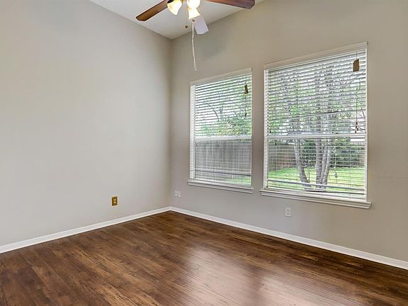 4th image of 20431 White Poplar Dr