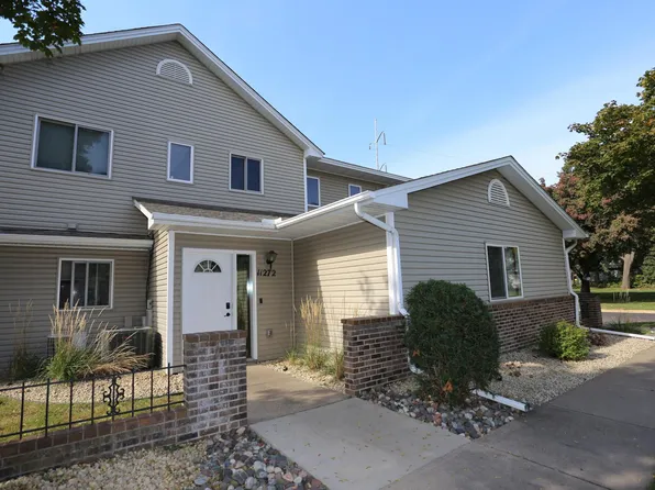 11272 Robinson Dr NW, Coon Rapids, MN 55433
