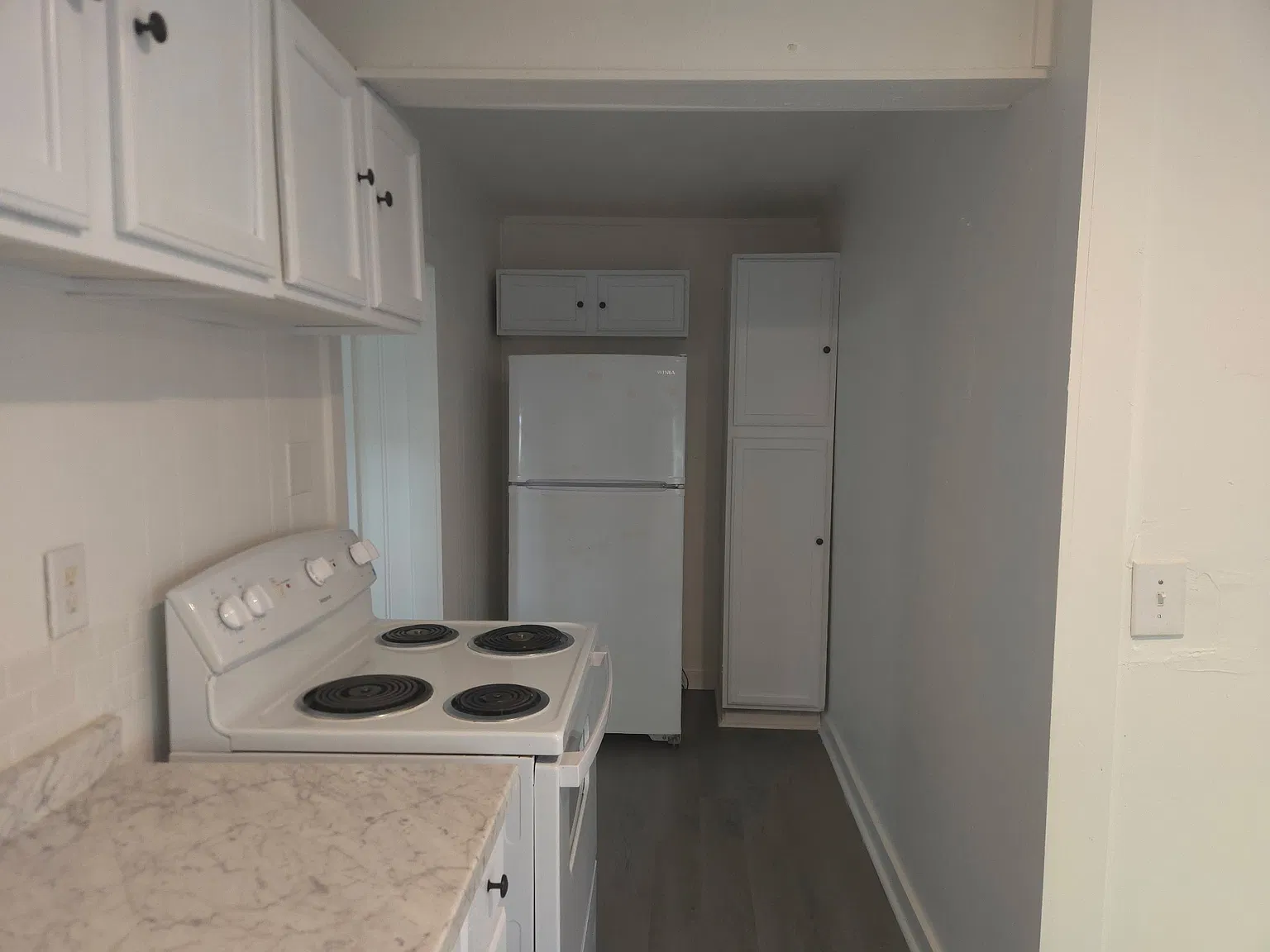 1 bed, 670 sqft, $935 — Photo 2
