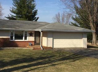 5871 Condon Rd, Stillman Valley, IL 61084