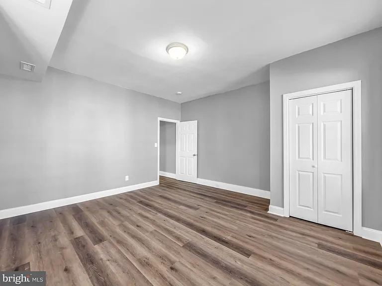302 Jones Ave #1B — Photo 8