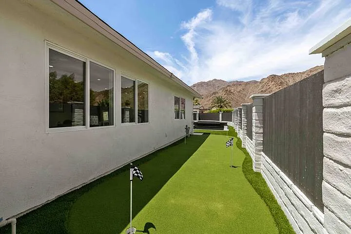54510 Avenida Madero #1 — Photo 13