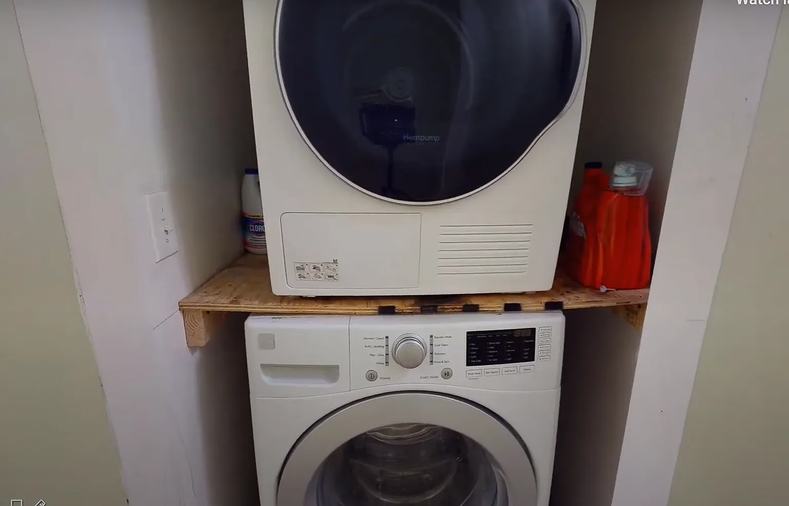 Luxury Apt Near BU & T! Laundry In Unit! Heat & HW Included — Photo 4