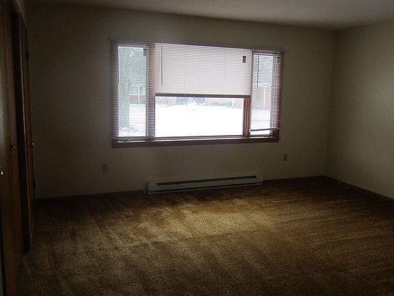 3rd image of 201 W Center St APT 3