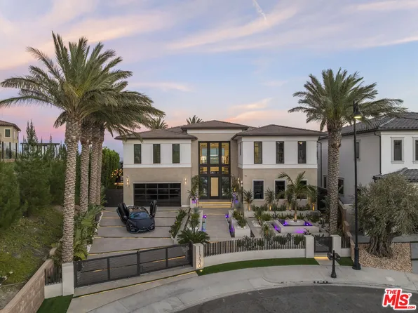 11730 N Primrose Ct, Northridge, CA 91326