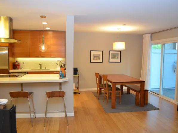 150 Alma St APT 107, Menlo Park, CA 94025