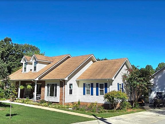 3rd image of 238 Wilshire Dr