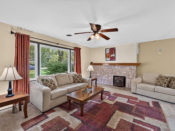 5th image of 6023 Princeton LANE